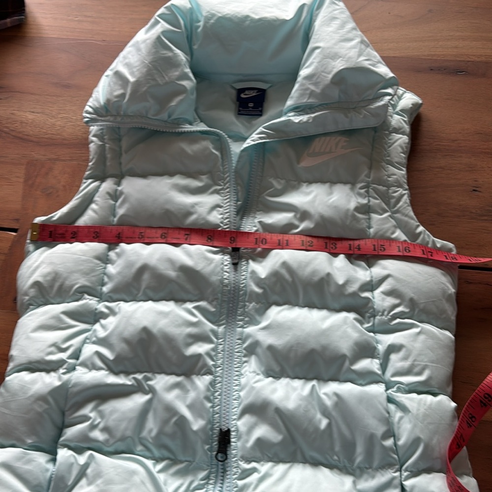Nike Light Aqua Quilted Puffer Vest - Picture 5 of 7